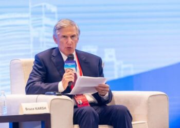 Oaktree calls out private equity partners