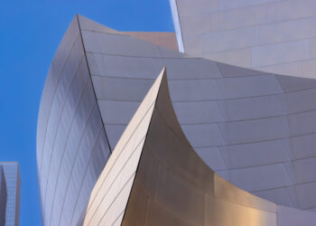 Village Global Joins Forces with Microsoft for Startups to Propel AI Startups Through Velocity Program