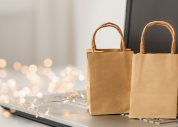 The Ultimate Ecommerce Holiday Planning Checklist [2024]