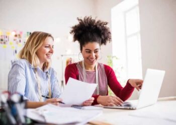 45 Side Hustles For Women That Make Real Money