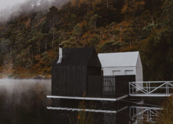How to visit the Floating Sauna in Derby, Tasmania