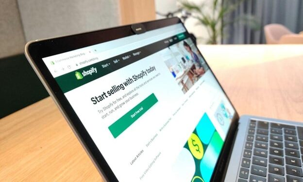 Selling on Shopify: Tips & Best Practices