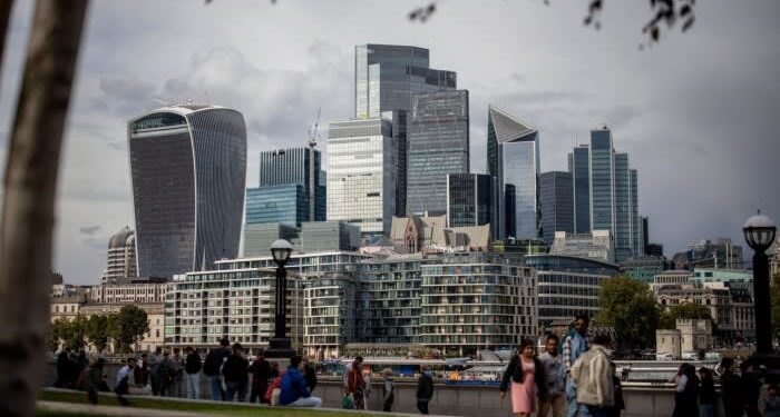 Mubadala and KKR among groups that have held talks with UK data firm 9fin