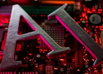 Thematic funds find fans in tactical and multi-theme approaches