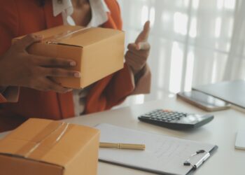 Shipping a custom WooCommerce plugin for DHL’s global growth