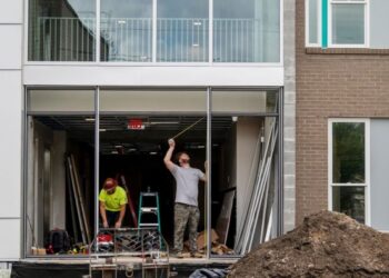 Banks face growing risk as double defaults on commercial loans mount