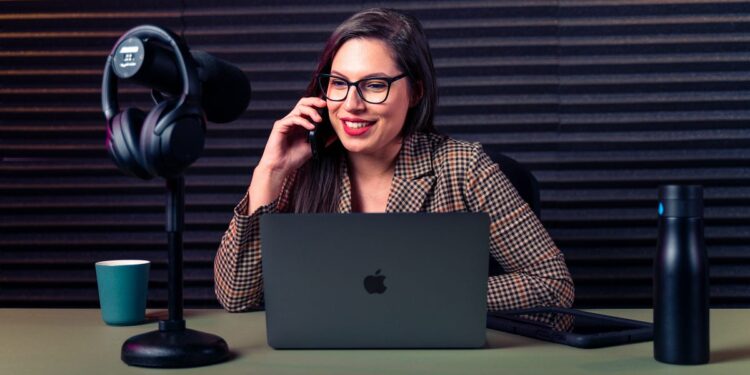 The Best Online Writers Are Expert Conversationalists. Here’s How You Can Be One. | by Aldric Chen | The Startup | Dec, 2024