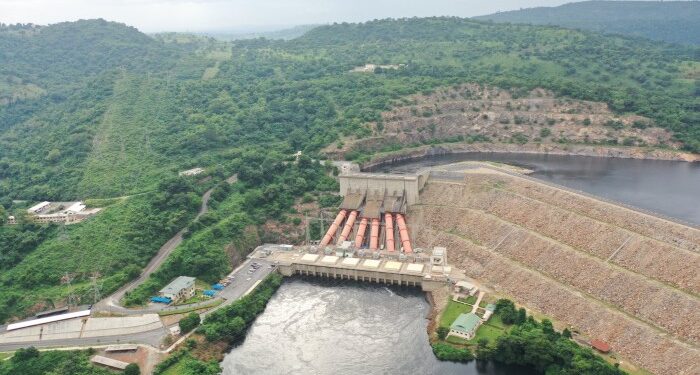 African electricity debate pits speed against scale