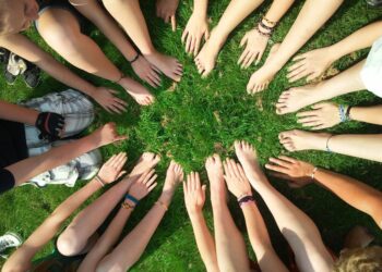 How to Treat Your Team to Gifts They’ll Actually Love