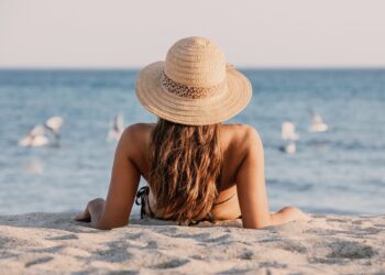 12 Simple Habits for Living a Happy Life