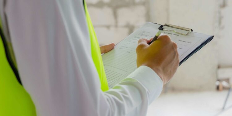 What to Include In a Construction Daily Report (Example & Template Included)