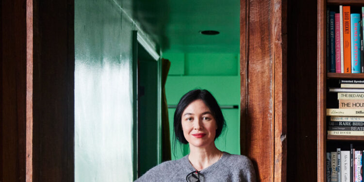 She’s Raising Her Daughter in Her Own Childhood Apartment