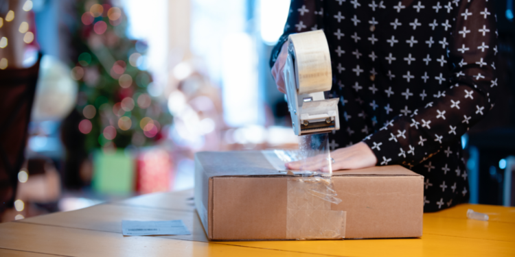 How To Create an Effective Ecommerce Return Policy and Process