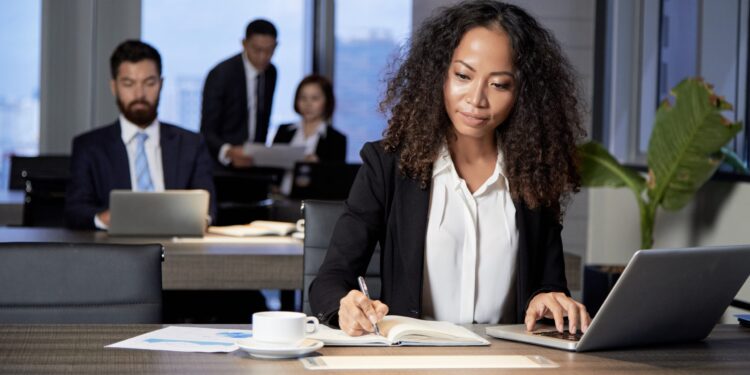 Using Accounting Software to Drive Business Growth