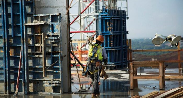 Directors’ Deals: CRH director buys the dip