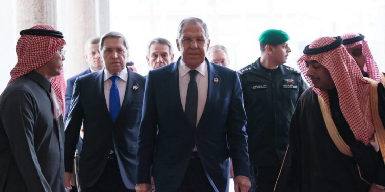 Russian and U.S. to hold talks on ending war. Ukraine, Europe left out