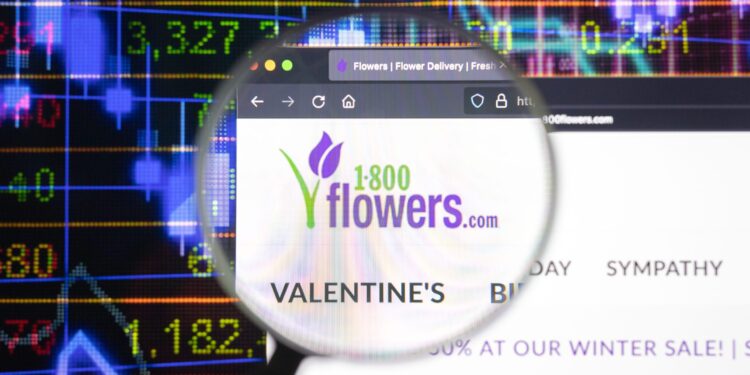 1-800-Flowers.com adds Valentine’s Day delivery help from Uber Direct