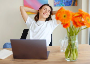 Are you tired of workdays that never seem to end? | by Sheryl Garratt | The Startup | Feb, 2025