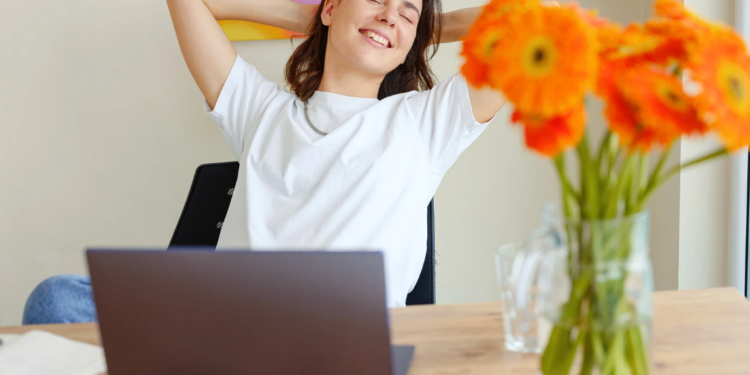 Are you tired of workdays that never seem to end? | by Sheryl Garratt | The Startup | Feb, 2025