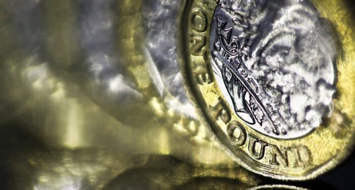 Resist City pressure to hit cash Isas, building societies tell Reeves