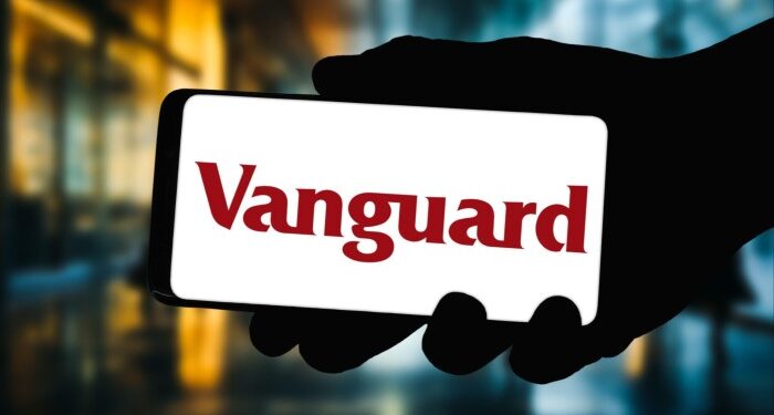 Vanguard puts pressure on rivals with large round of fee cuts