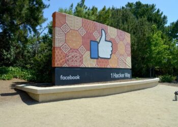 Is This the Beginning of the End of Big Social Media?