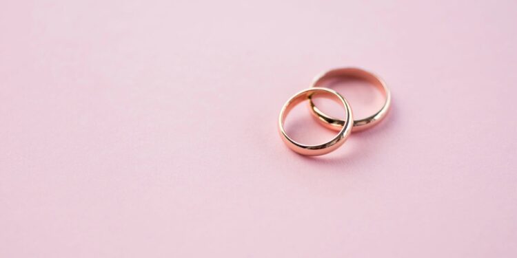 How To Sell Gold (Step-By-Step Guide)