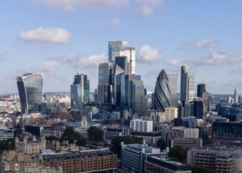 Britain to dilute rules for smaller private equity firms and hedge funds