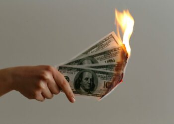 Moving Abroad? 5 Financial Mistakes That Could Cost You Hundreds of Thousands of Dollars | by Greyson Ferguson | The Startup | May, 2025