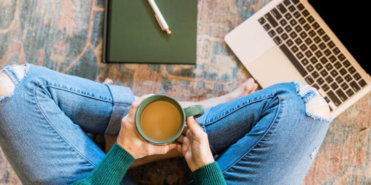 How To Decide What To Blog About if You Want To Make Money