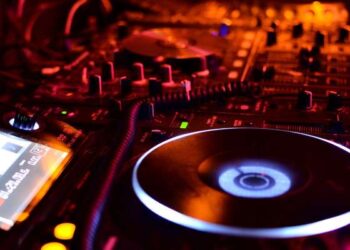 Creating Royalty-Free Background Music with AI