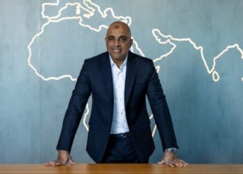 Zuber Issa calls for EG Group to sell $5bn-plus US forecourt business