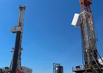 Top Wall Street analysts prefer these 3 dividend-paying stocks for consistent income