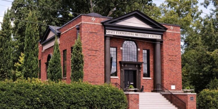 South Carolina Synagogue Is Transformed Into an Extraordinary $4.5 Million Mansion: ‘Beyond What Anyone Would Expect’