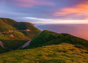 The 27 Best Things to Do in Nova Scotia You Can’t Miss