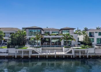 EXCLUSIVE: Boca Raton Mansion Just 1 Minute From Travis Kelce and Taylor Swift’s Rental Lists for $24 Million