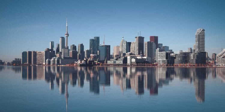 35 Best Things to Do in Toronto | A Local’s Guide