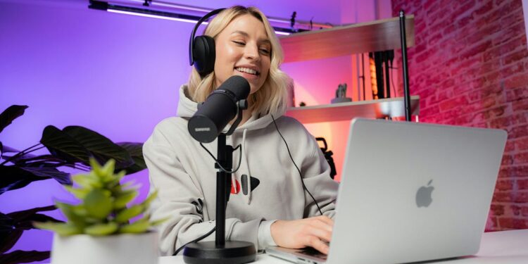 Why Cutting Marketing Is Like Shooting Yourself in the Foot | by Jacqueline Tydus | Content Creator | Solopreneur | The Startup | Sep, 2025