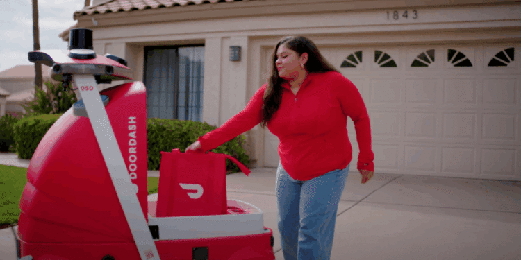 DoorDash debuts new fulfillment services and delivery robot for retailers