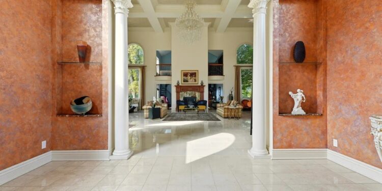 $4.4 Million European-Inspired Kentucky Mansion With Enormous Private Pond Is Redefining Luxury Living in the Bluegrass State