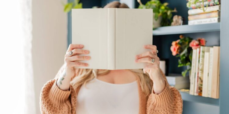 Why I Think Side Hustles Can Be Bad (And Why I Still Do Them)