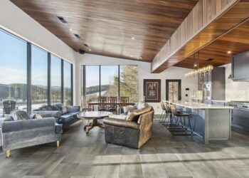 Lavish Winter Wonderland With Outdoor Heated Pool Perfect for Post-Ski Entertaining Lists for $3.3 Million