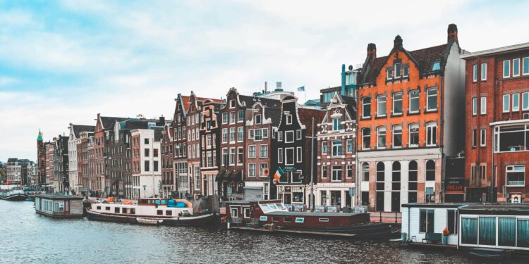 BERT Models and Its Variants