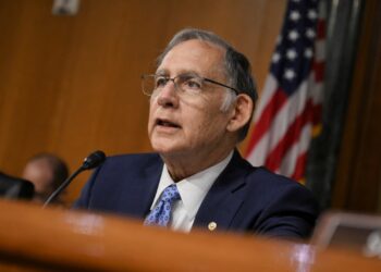 Senate panel passes crypto CFTC regulation bill