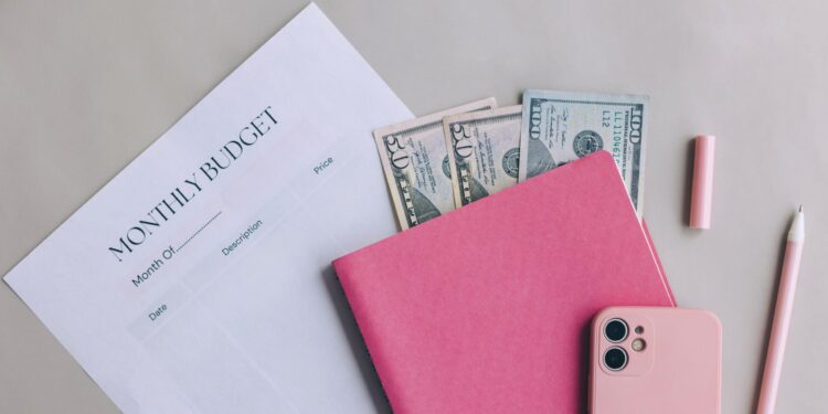 How To Become a Bookkeeper With No Experience (Step-by-Step Guide)