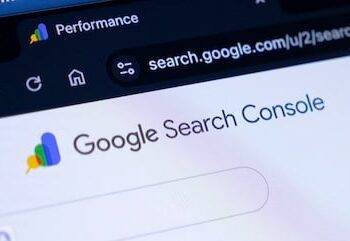 AI Prompts Come to Search Console