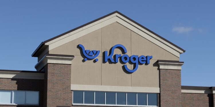 New Kroger CEO brings experience from Walmart, airline industry