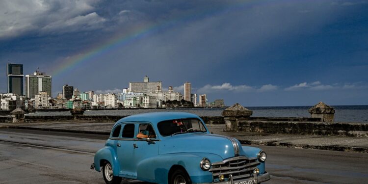 Cuba restores power and vows unyielding resistance to US oil blockade