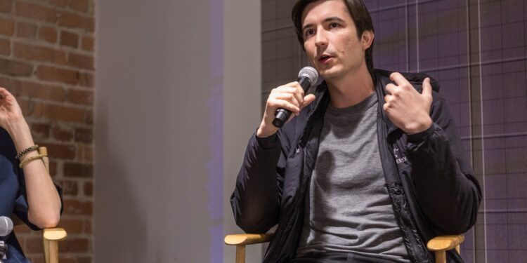 Robinhood’s startup fund stumbles in NYSE debut