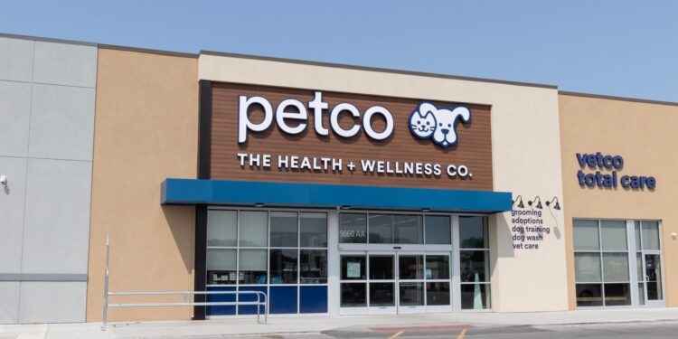 Petco builds around “integrated omnichannel” experiences